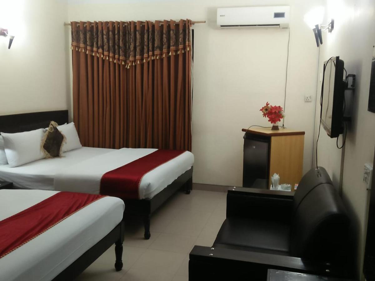 Tourist Inn Hotel Lahore Exterior photo
