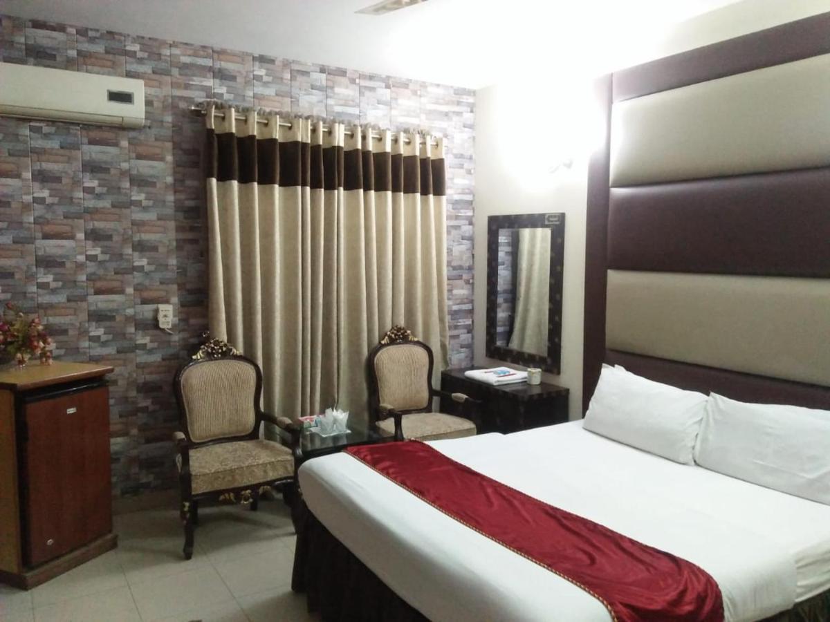 Tourist Inn Hotel Lahore Exterior photo