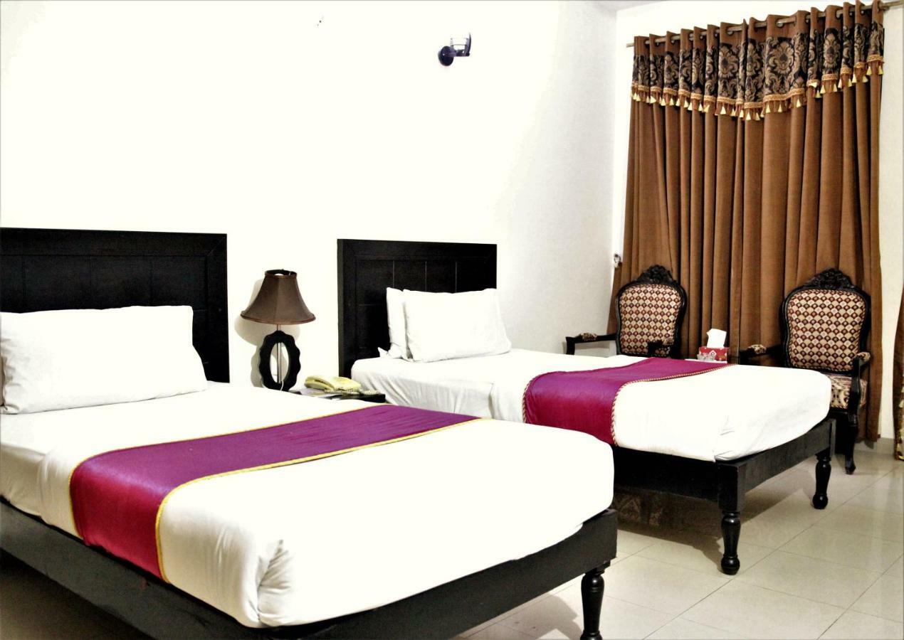 Tourist Inn Hotel Lahore Exterior photo